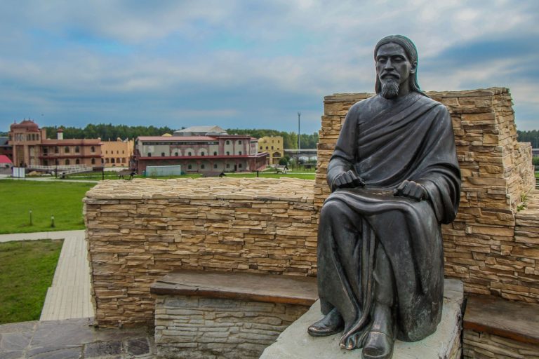 Монументальная скульптура