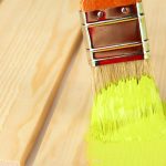 фарбування деревини акриловою фарбою